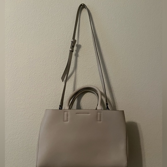Banana Republic Bag - Picture 2 of 6
